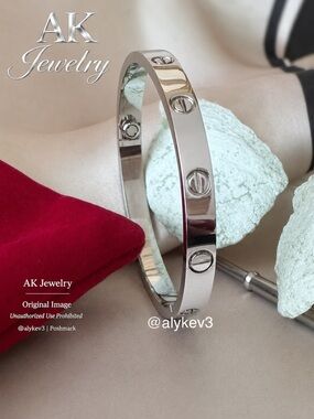 💎LUXURY 16cm Silver Cuff Bangle, Bracelet Complete Secure Screw Closure Fasten